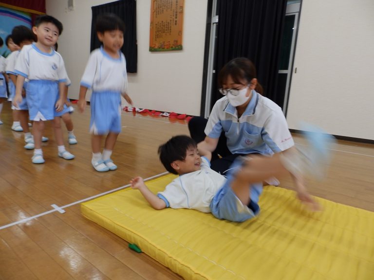 保育の様子　⑫　まつ組