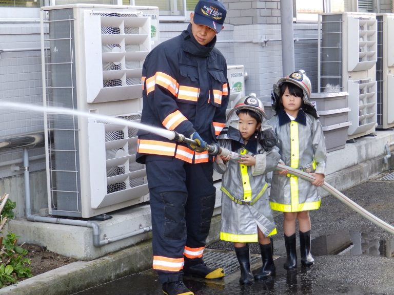 消防署見学　⑯　れんげ組