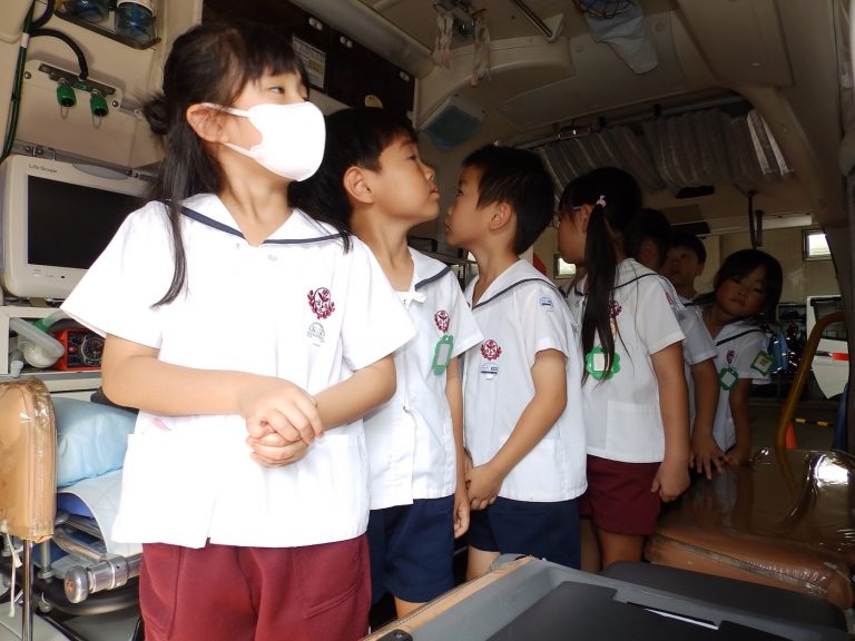 消防署見学　⑧　すみれ組