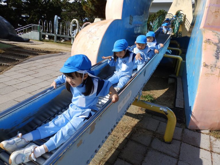 遠足　㉕　もも組