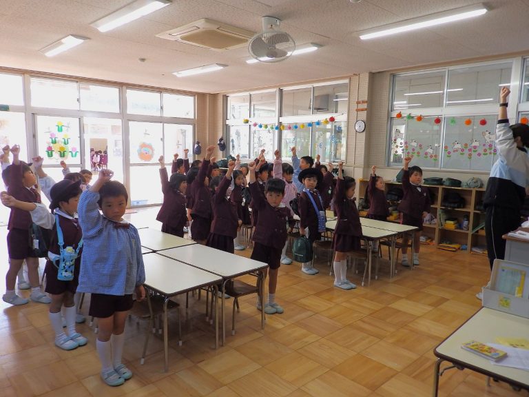 保育の様子　①　すみれ組