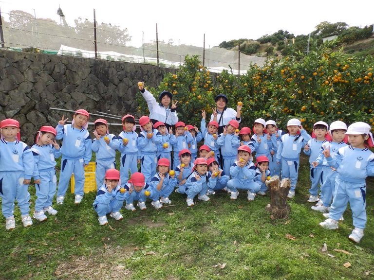 みかん狩り　⑦　年中組