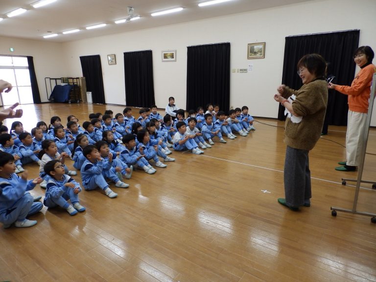 手話講座　⑤　年長組