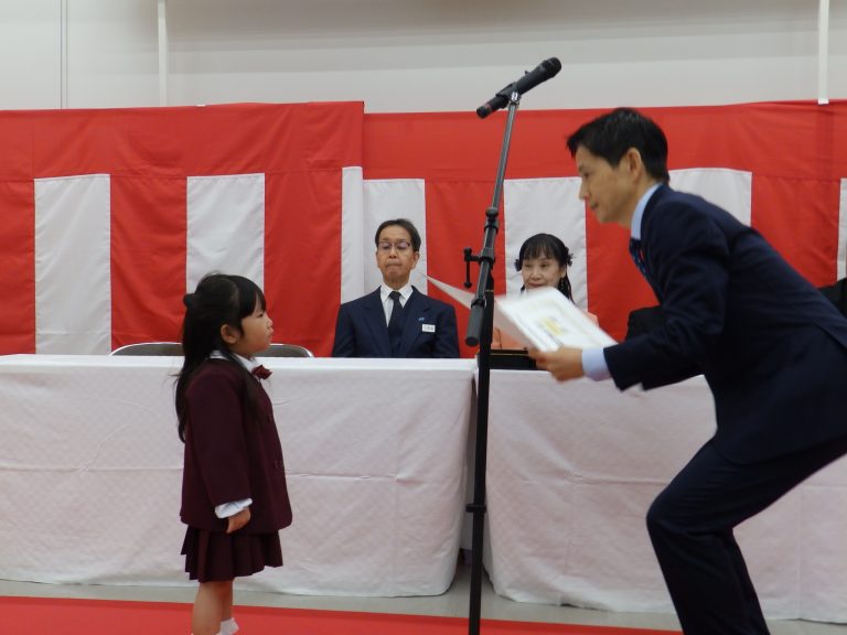 第７４回こども二科展　表彰式　⑧