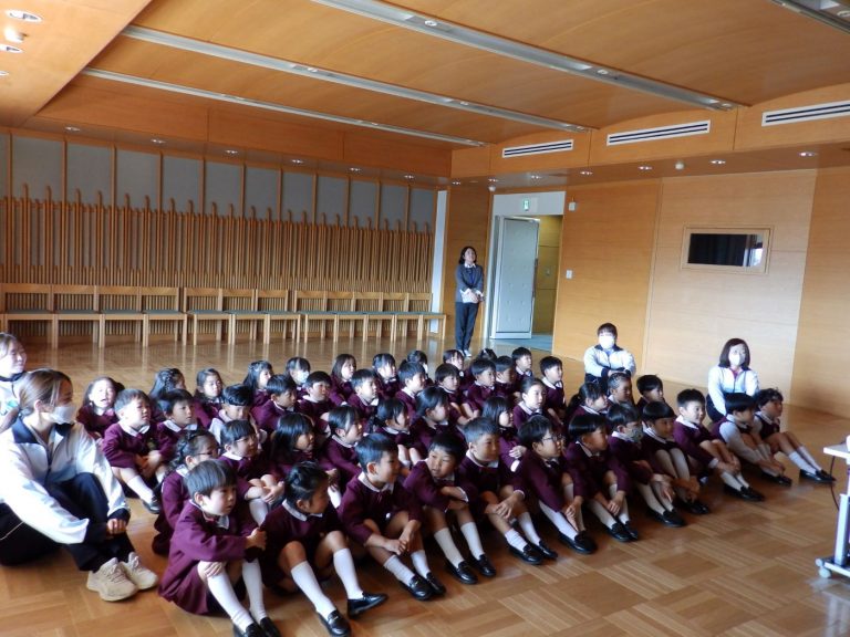 図書館見学　①