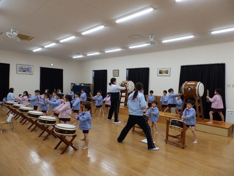 保育の様子　②　年長組