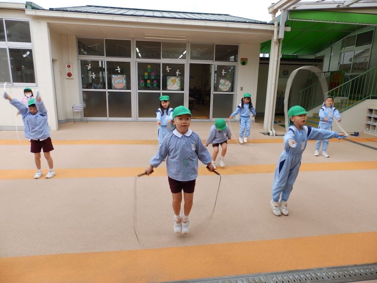 保育の様子　②　すみれ組