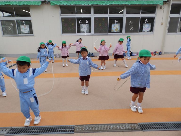 保育の様子　④　れんげ組