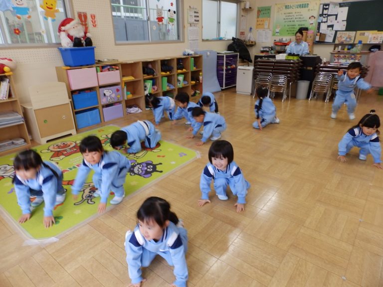 保育の様子　⑦　もも組