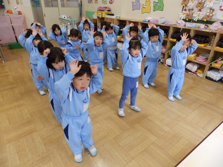 保育の様子　⑪　もも組