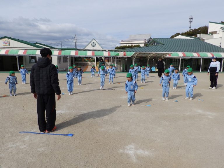 体育指導　⑥　すみれ組