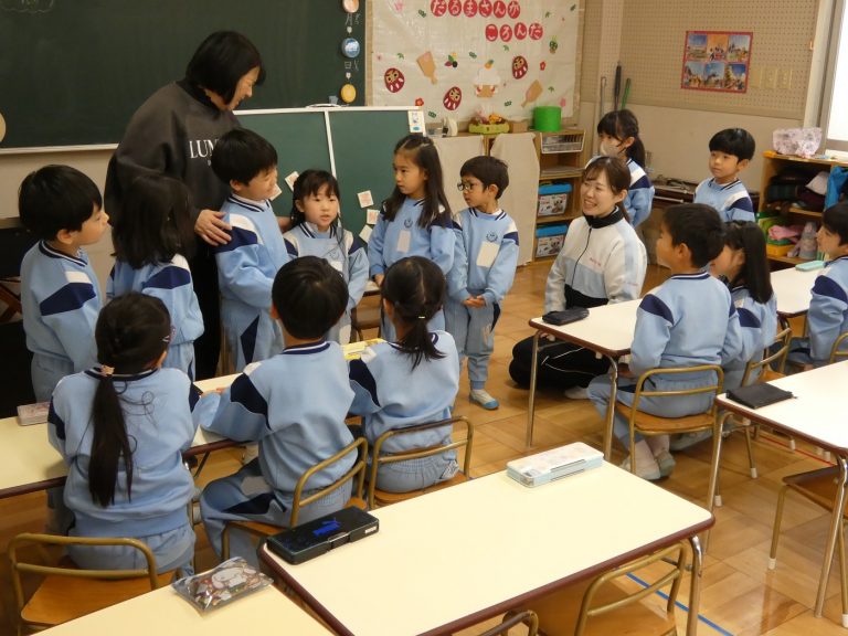 学研教室　⑧　すみれ組