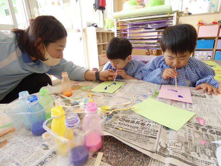 保育の様子　⑯　もも組