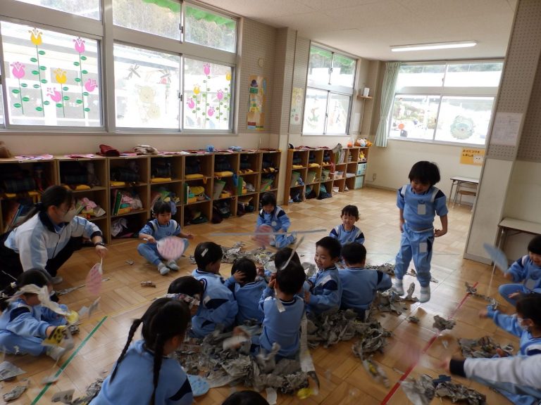 保育の様子　⑤　さくら組