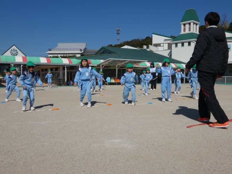 体育指導　③　すみれ組