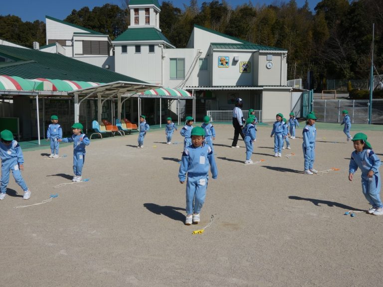 体育指導　④　すみれ組