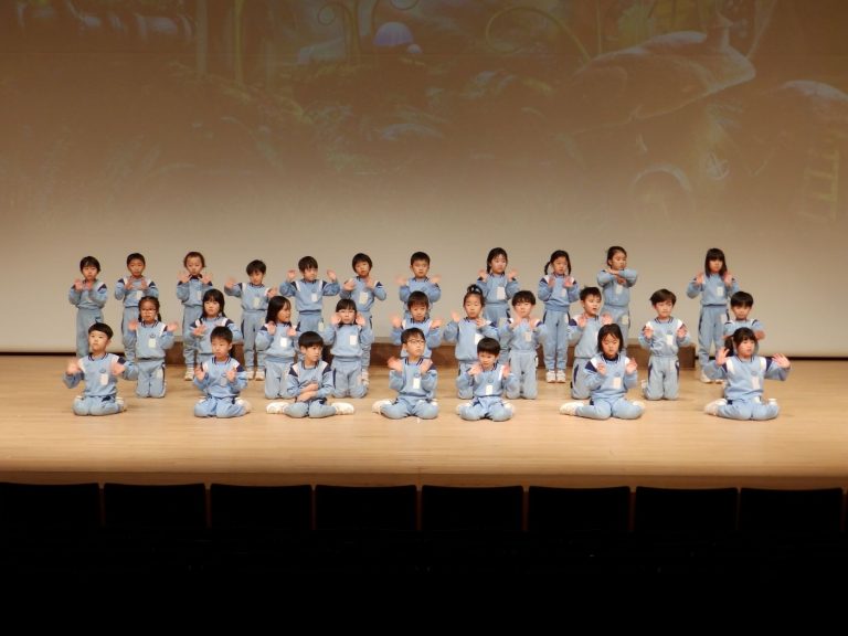 発表会予行　①　れんげ組