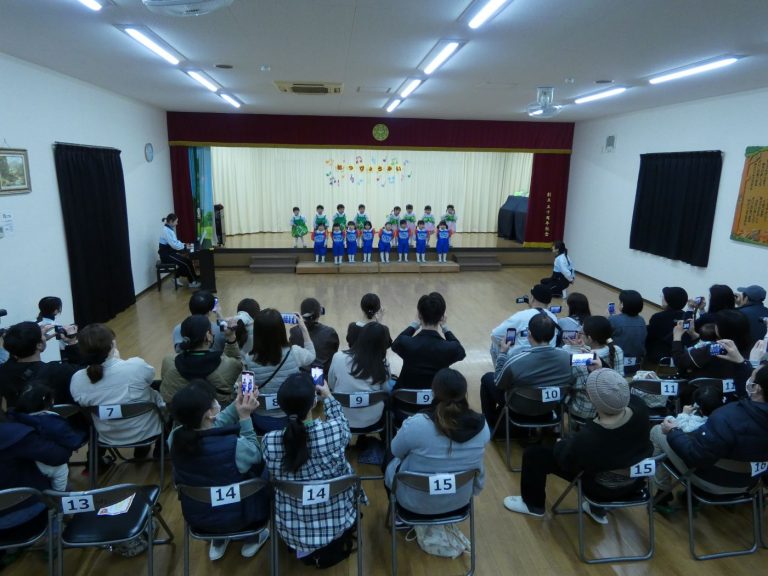 発表会　⑧　もも組