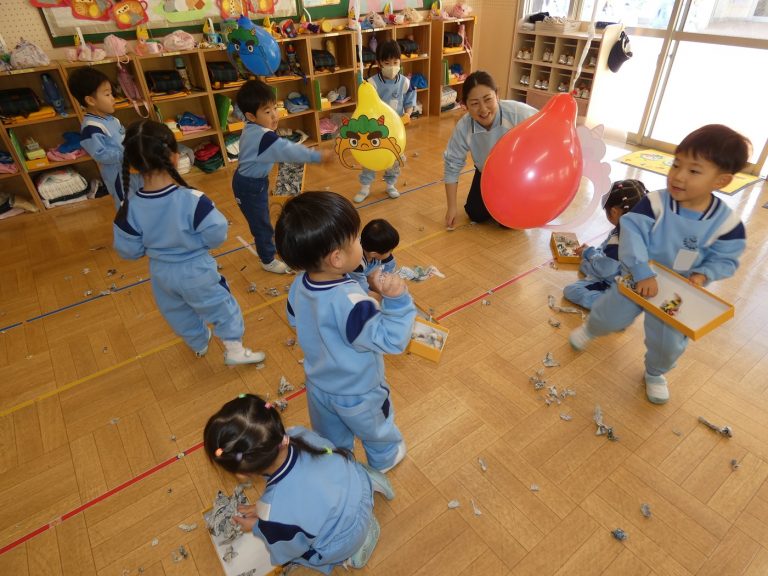 保育の様子　⑱　もも組