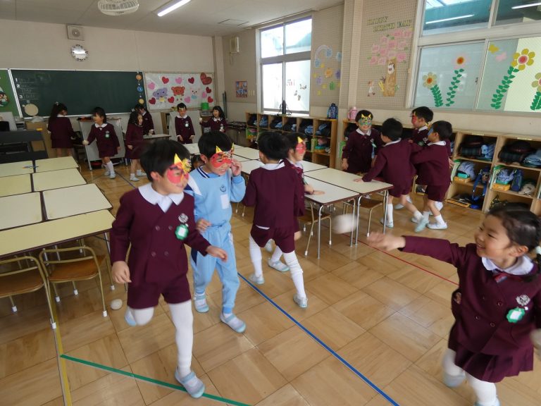 保育の様子　⑤　すみれ組