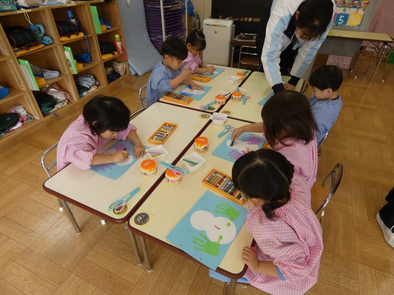 保育の様子　⑬　もも組