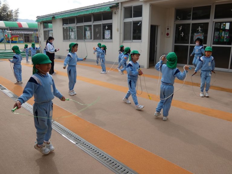 保育の様子　②　すみれ組