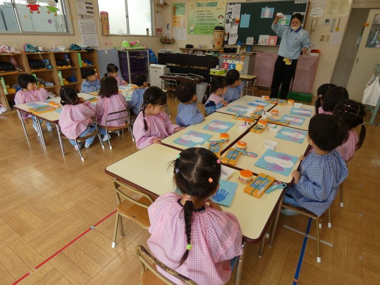 保育の様子　⑨　もも組