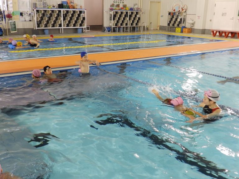 スイミング　㉑　年中組