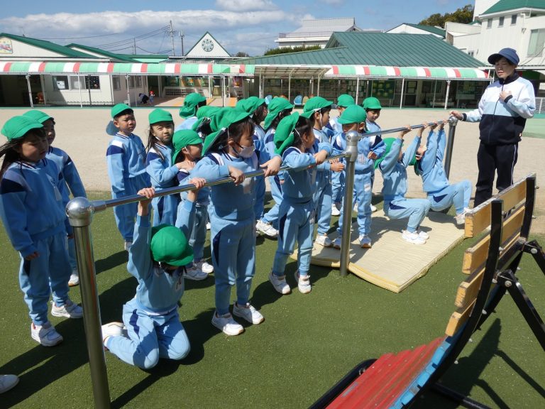 体育指導　①　すみれ組