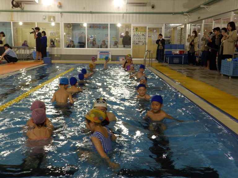 スイミングの様子　⑨　
