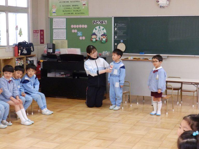 誕生会　⓶　すみれ組