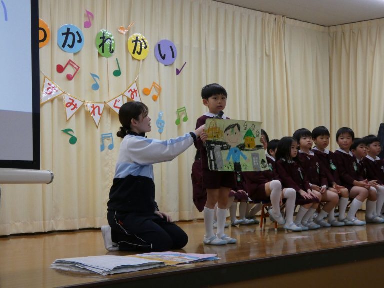 お別れ会　⑥　すみれ組