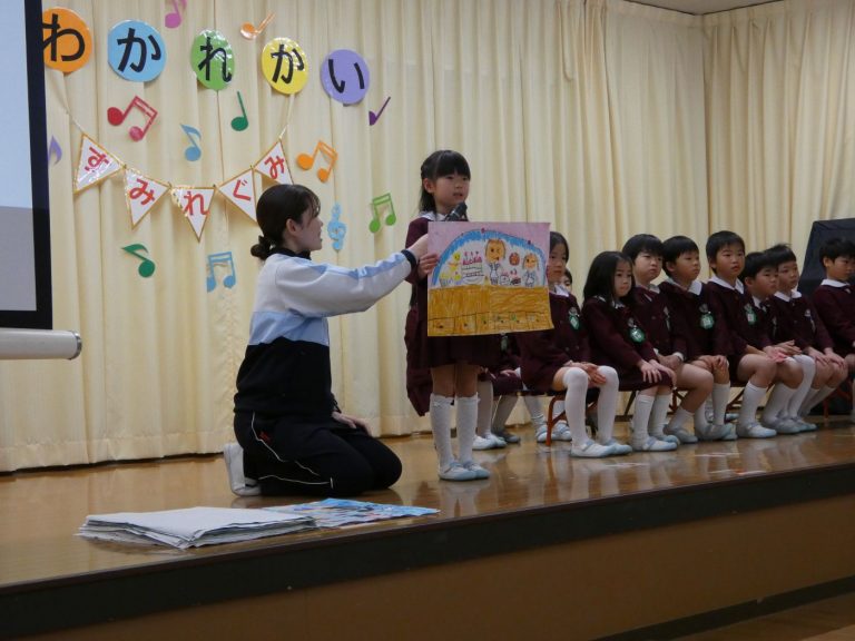 お別れ会　⑦　すみれ組