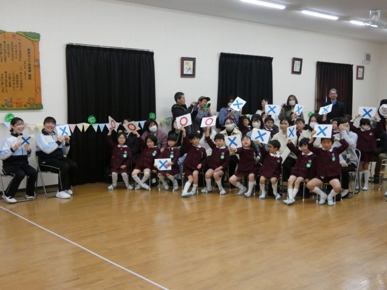 お別れ会　⑨　すみれ組