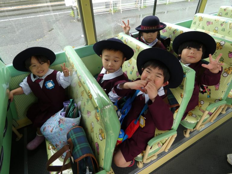 バス降園の様子　⑮