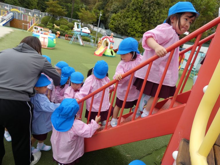 保育の様子　⑫　ばら組