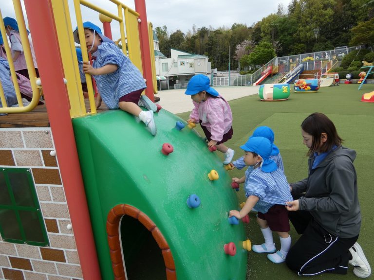 保育の様子　⑬　ばら組