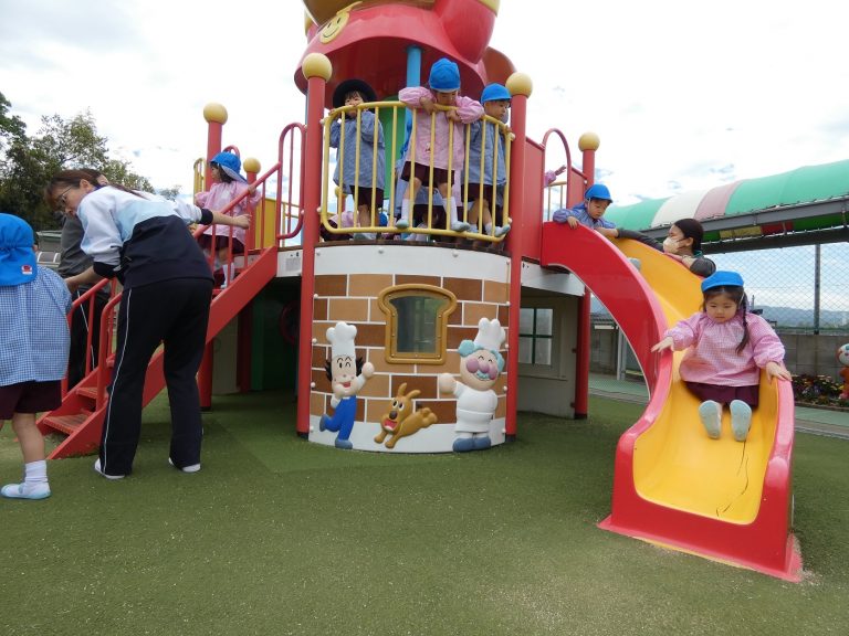 保育の様子　⑭　ばら組