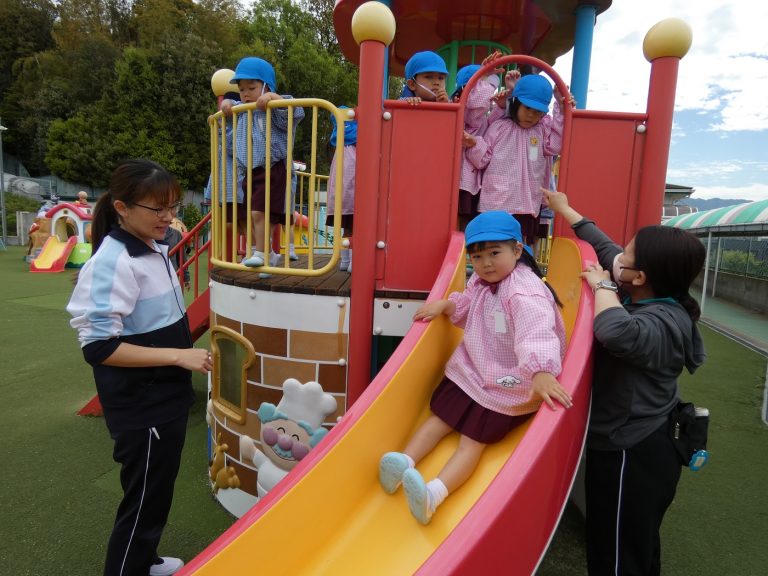 保育の様子　⑮　ばら組