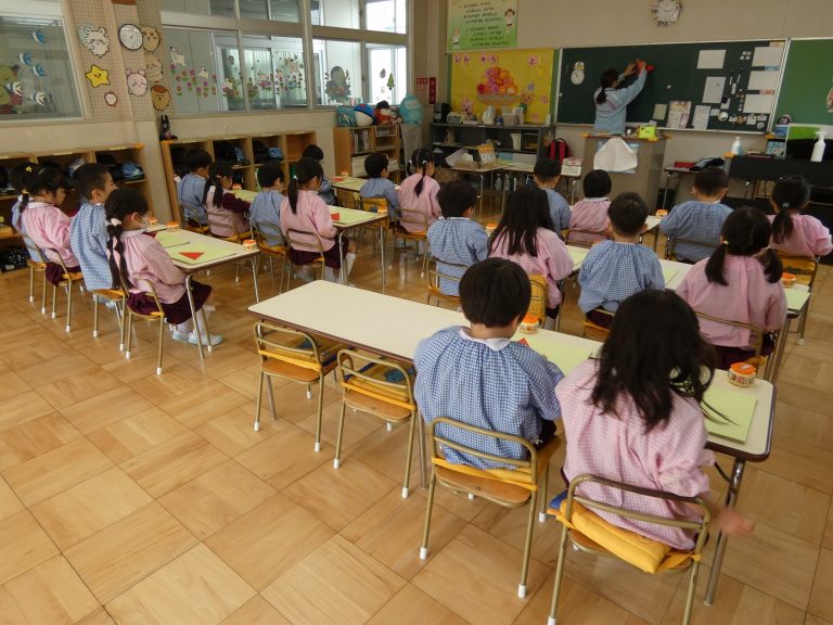 保育の様子　⑥　すみれ組