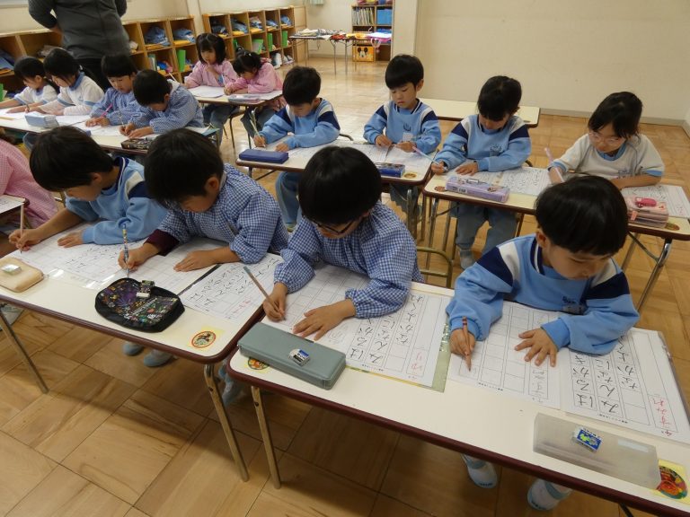 硬筆クラブ　③　年長組