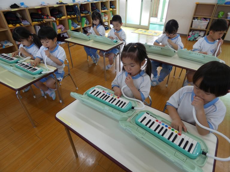 保育の様子　⑧　まつ組