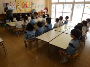 保育の様子　①　ゆり組