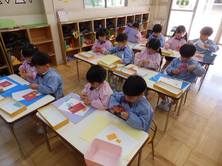 保育の様子　⑨　すみれ組