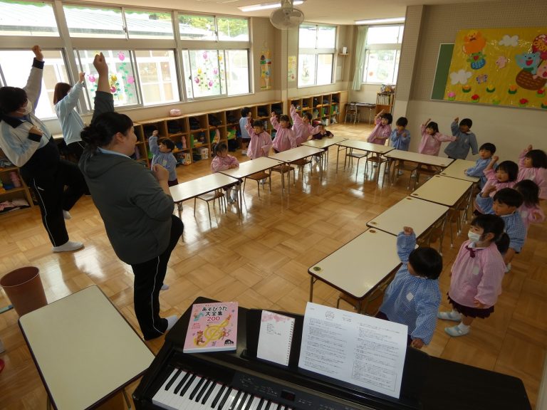 保育の様子　⑬　さくら組