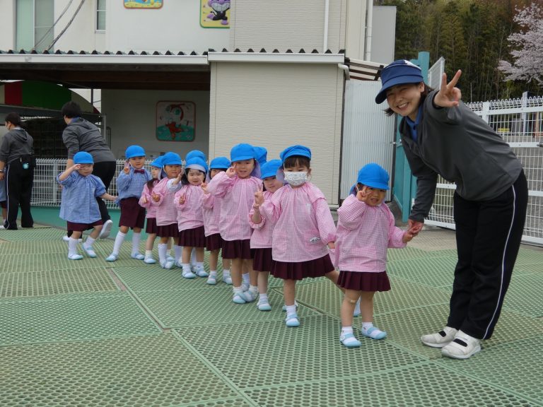 保育の様子　⑨　ばら組