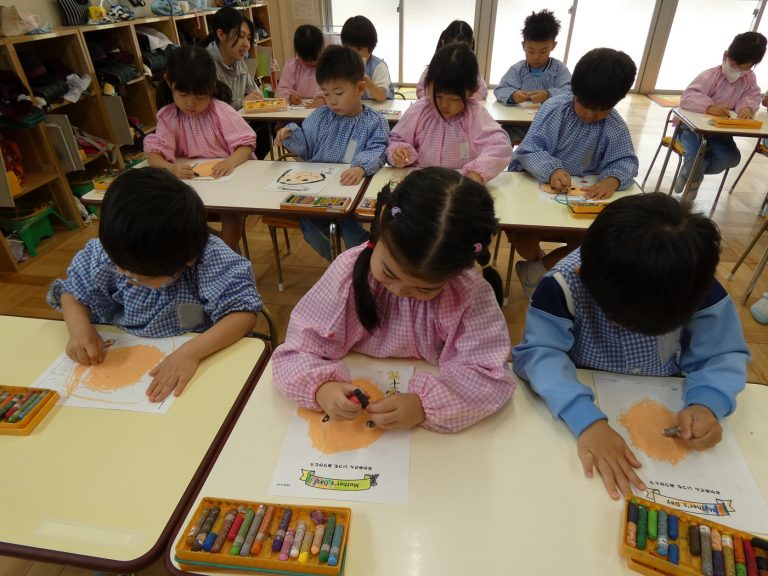 保育の様子　⑩　すみれ組