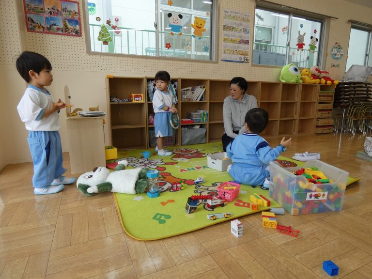 保育の様子　⑬　もも組
