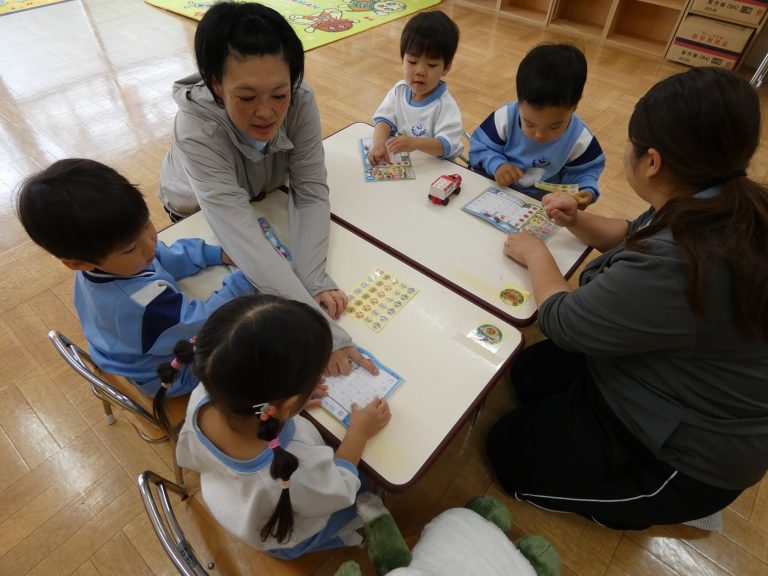 保育の様子　⑯　もも組