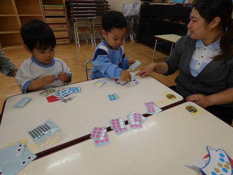保育の様子　⑱　もも組